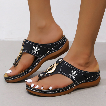Najhorúcejšie sandále Adidas® roku 2024