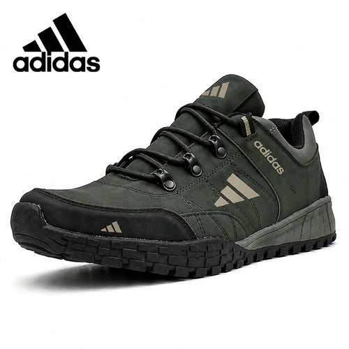 Chaussures de sport antidérapantes pour homme adidas®