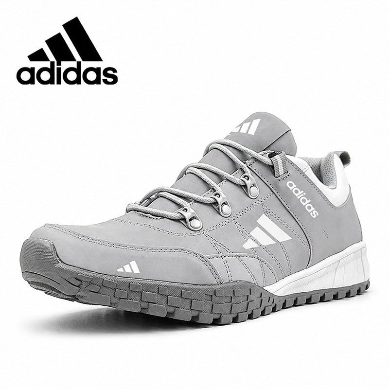 Chaussures de sport antidérapantes pour homme adidas®
